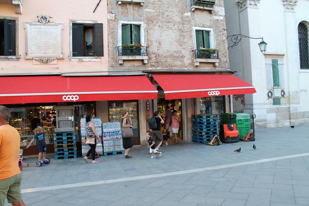 Appartamento Calle Dei Preti Βενετία Εξωτερικό φωτογραφία