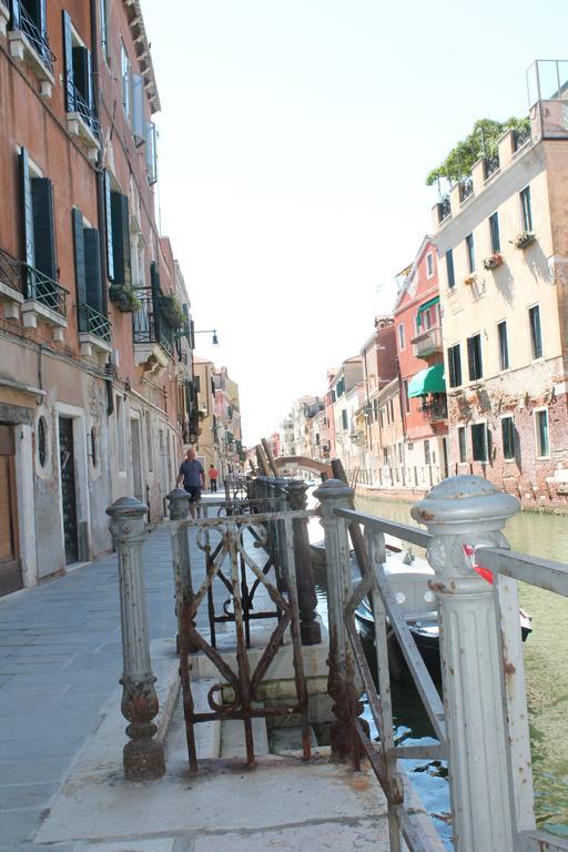 Appartamento Calle Dei Preti Βενετία Εξωτερικό φωτογραφία