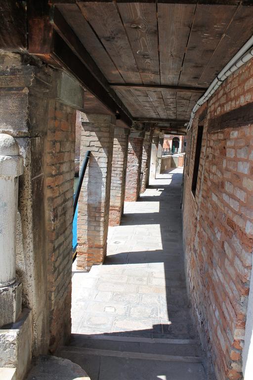 Appartamento Calle Dei Preti Βενετία Εξωτερικό φωτογραφία